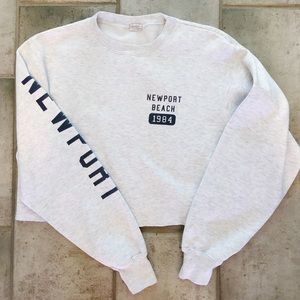 Brandy Melville Cropped Sweatshirt